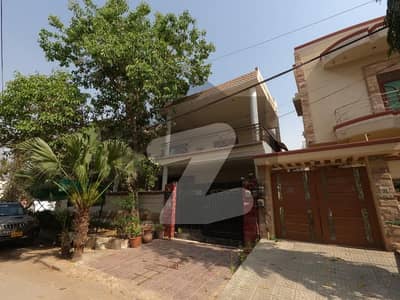 گلستانِِ جوہر ۔ بلاک 12 گلستانِ جوہر,کراچی میں 6 کمروں کا 16 مرلہ مکان 7.5 کروڑ میں برائے فروخت۔