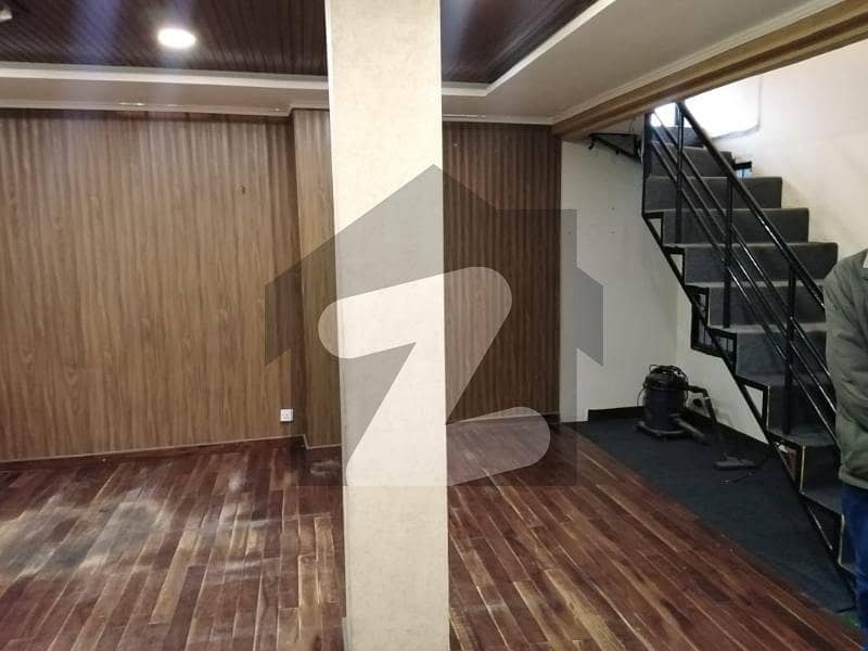 Area 920 Sq. Ft Brand New Corporate Office In Liberty Gulberg For Rent Lahore