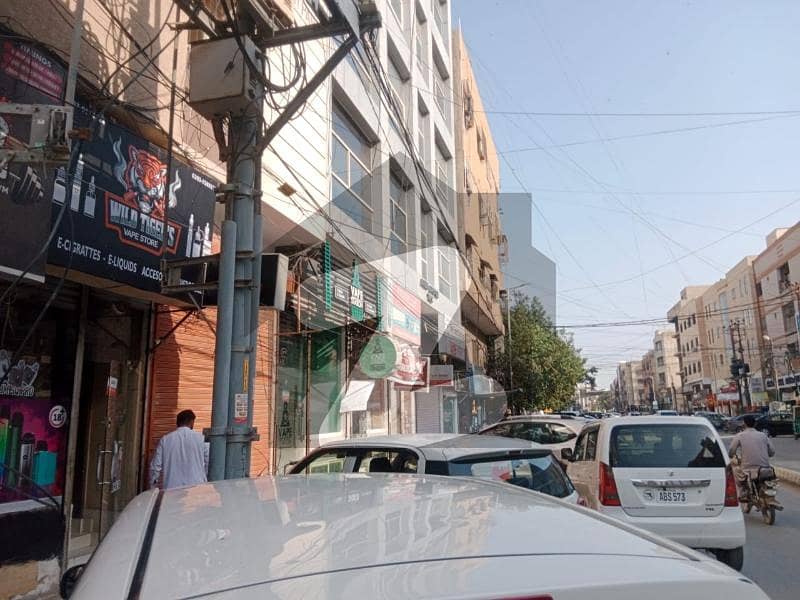 ڈی ایچ اے فیز 2 ایکسٹینشن ڈی ایچ اے ڈیفینس,کراچی میں 4 مرلہ دکان 1.3 لاکھ میں کرایہ پر دستیاب ہے۔