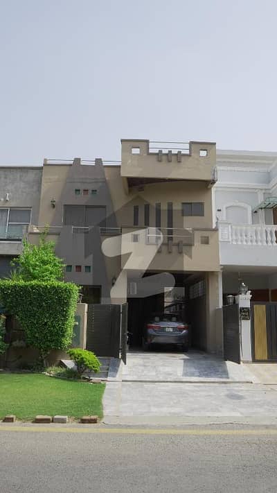 8 Marla Double Unit House With 4 Bedrooms For Sale In DHA Phase 5 | Block L | Ideal Location