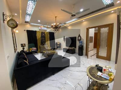 DHA Phase 3 Kanal 5 Bed Rooms Fully Furnished House For Rent