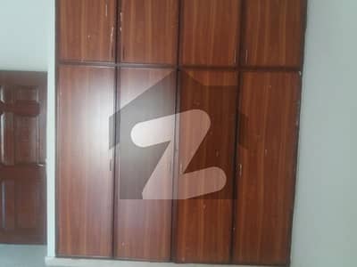 10 Marla Flat For Rent In Askari 7