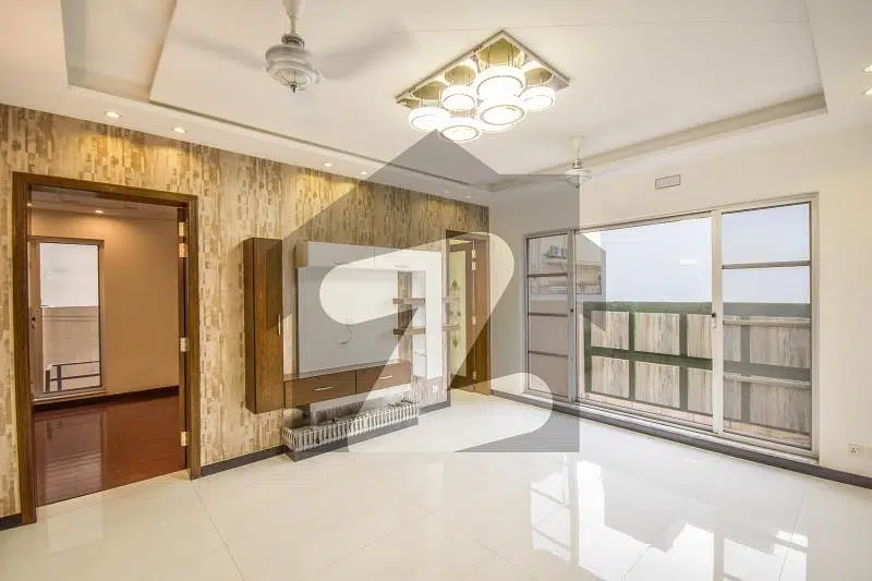 Kanal Slightly Use House For Rent Near DHA Office