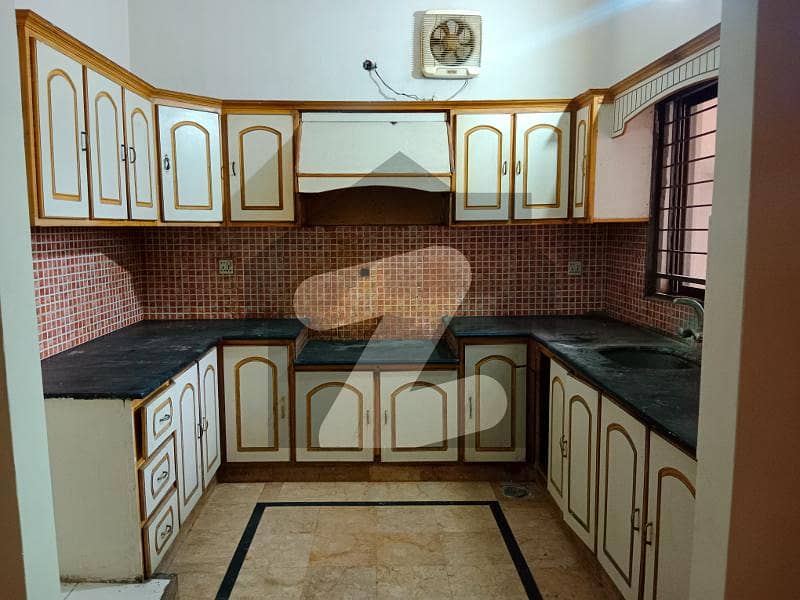 Bachelor Flat For rent Near CMH Hospiat Saddar, Cantt, Lahore