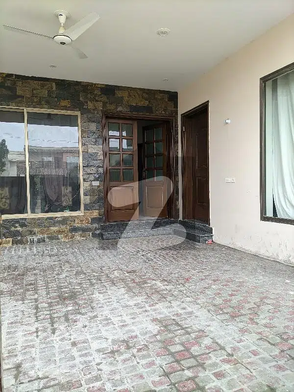 10 Marla Double Storey House For Rent In Wapda Town Phase 2