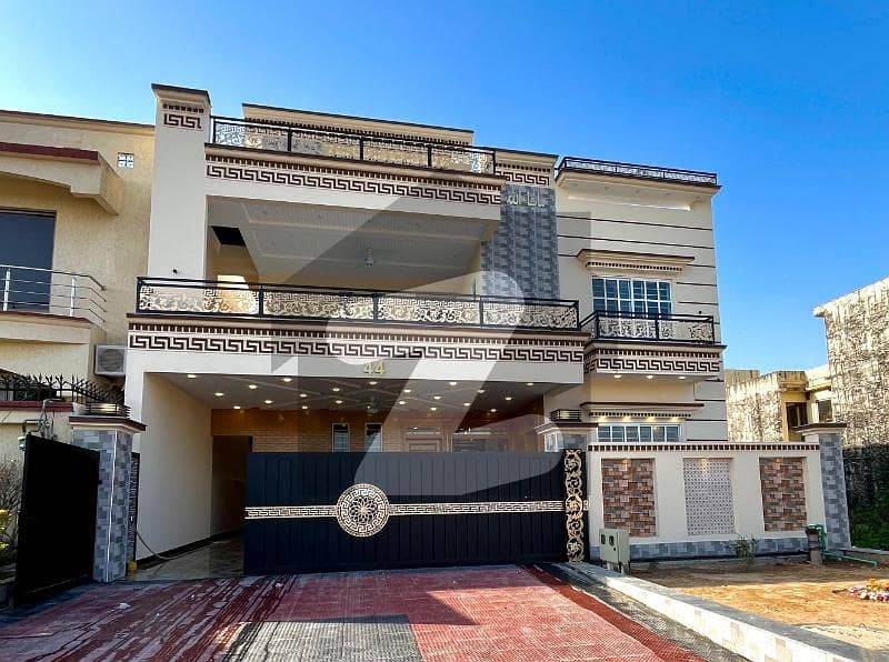 14 Marla Modern Luxury Sun face House for sale in G13 Islamabad
