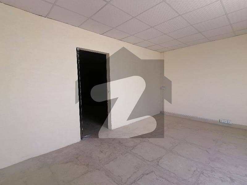 4200 Square Feet Office For rent In Rs. 450000 Only 4200 Square Feet Office For rent In Rs. 450000 Only