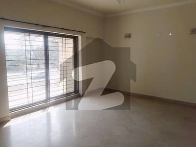 1 Kanal Beautiful Full House For Rent In B Block DHA Phase 5 Original Pictures