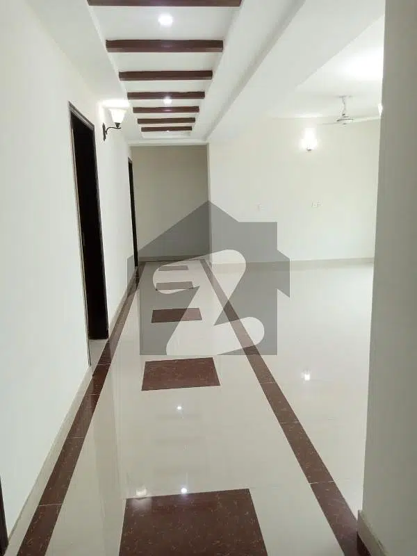 New apartment available for Rent in Askari 11 sec-B Lahore
