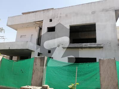 Kanal House Gray Structure For Sale