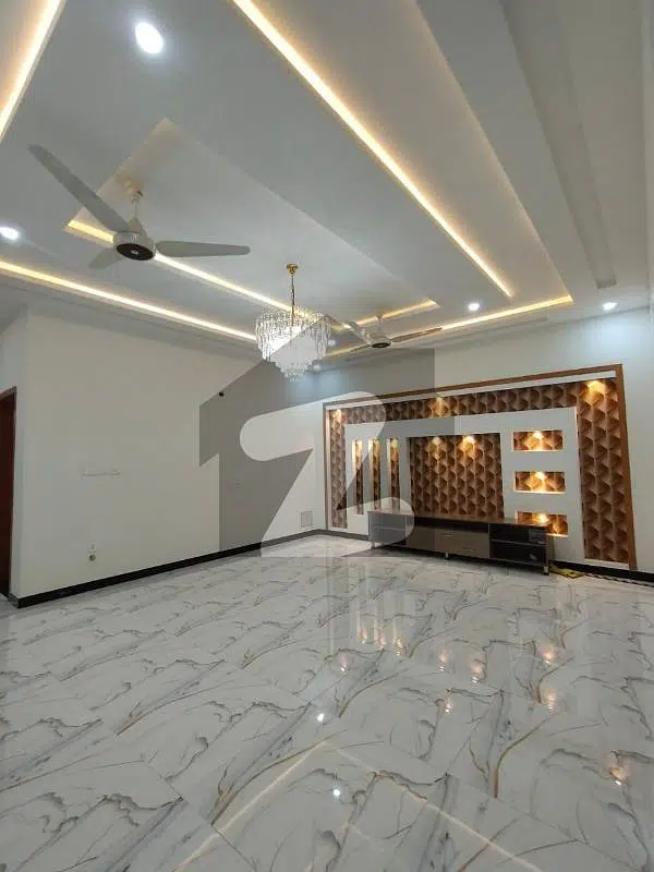 14 Marla Upper Portion For Rent In G13 Islamabad