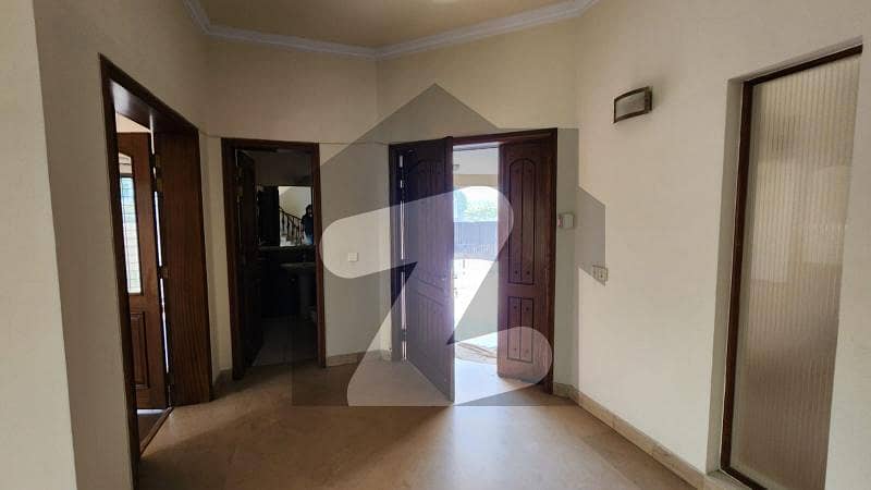 1 Kanal Full House Available For Rent In DHA Phase 5