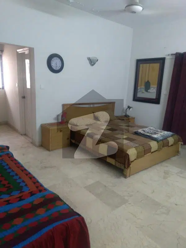 500 Yards Two Unit Bungalow For Sale in Phase 7 DHA
