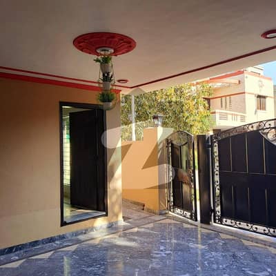 10 Marla Like New Beautiful House For Sale In Sector B Bahria Town Lahore