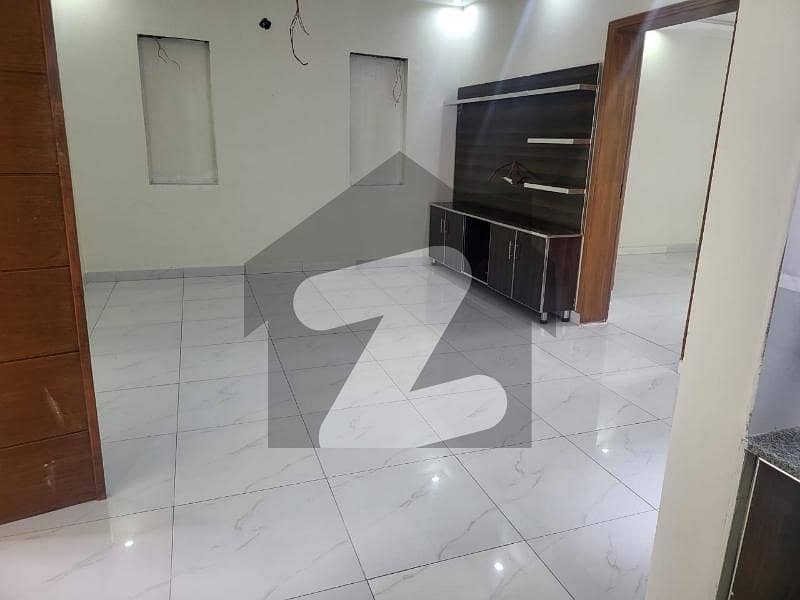 2 Bed Flat For Rent In Adnan Plaza Link Road Model Town
