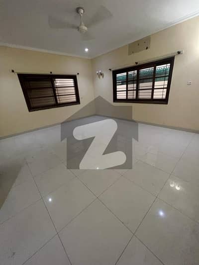 Spacious Prime Location House Is Available In DHA Phase 6 For rent