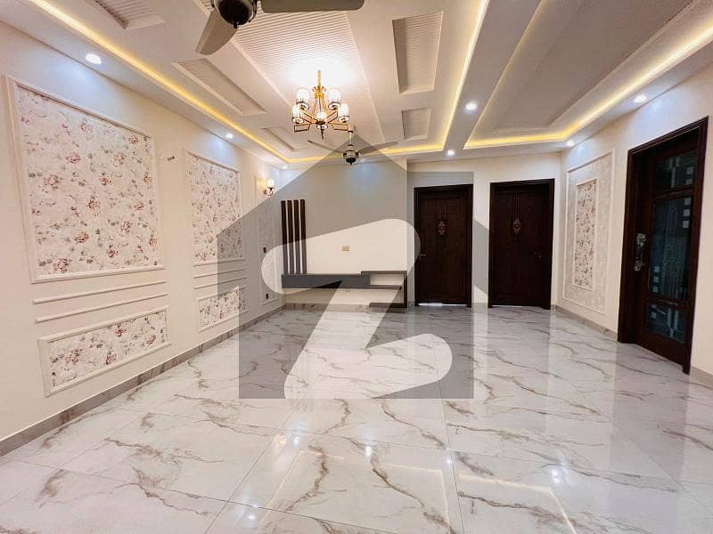 10 Marla Brand New Luxury House For Sale in M Block Model Town Lahore