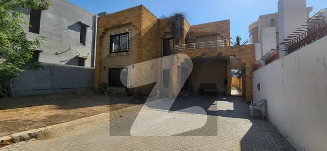 Near Souther Club 666 Yards Slightly Used Owner Built Design Bungalow For Sale Dha Phase 6