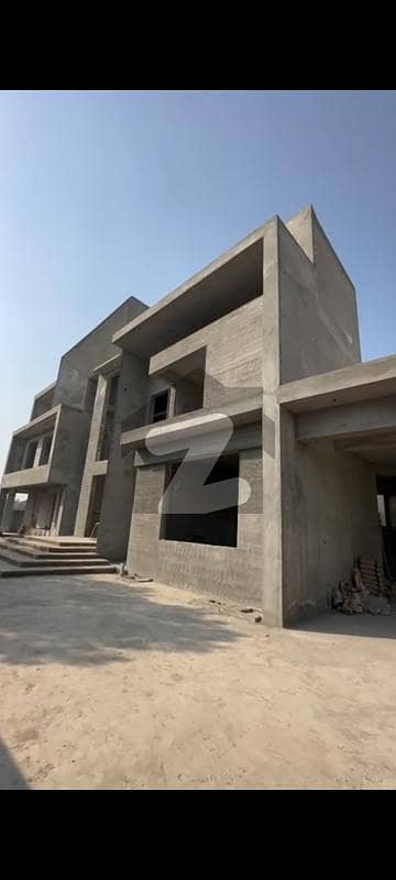 ویلینشیاء ہاؤسنگ سوسائٹی لاہور میں 4 کنال عمارت 32.0 کروڑ میں برائے فروخت۔