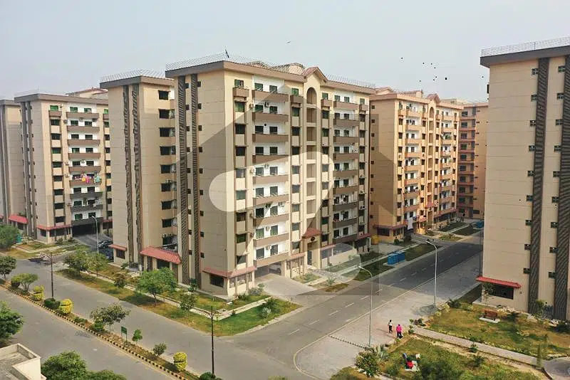 LIKE BRAND NEW 10 MARLA 3BED ROOM FLAT AVAILABLE FOR RENT IN ASKARI 11 SCTOR B