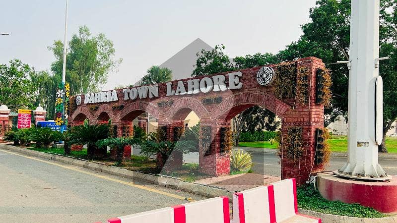 بحریہ ٹاؤن - عالمگیر بلاک بحریہ ٹاؤن ۔ سیکٹر ایف,بحریہ ٹاؤن,لاہور میں 10 مرلہ رہائشی پلاٹ 85.0 لاکھ میں برائے فروخت۔