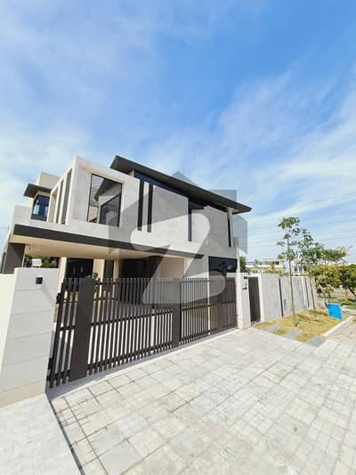 5 Bed Angular Modern Straight Line Elevation House For Sale