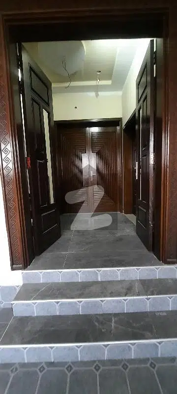 12 marla double story house available for rent in Riaz ul Jannah deawoo road Faisalabad