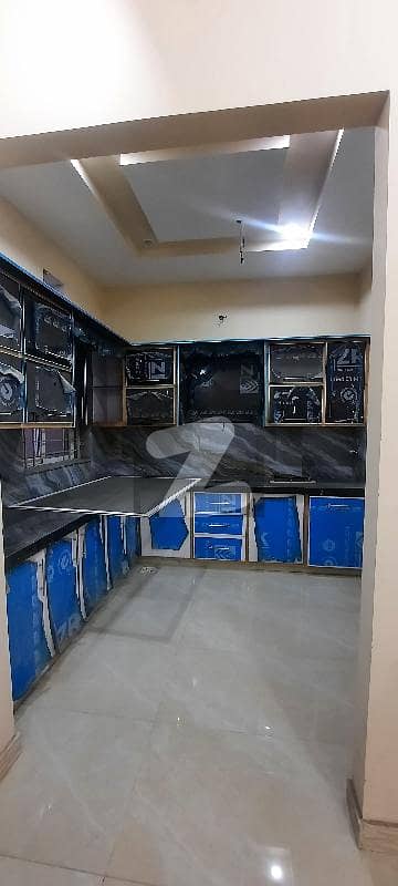ریاض الجنہ فیصل آباد میں 6 کمروں کا 12 مرلہ مکان 1.5 لاکھ میں کرایہ پر دستیاب ہے۔