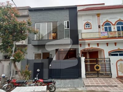 الکبیر ٹاؤن - فیز 2 الکبیر ٹاؤن,رائیونڈ روڈ,لاہور میں 4 کمروں کا 3 مرلہ مکان 1.2 کروڑ میں برائے فروخت۔