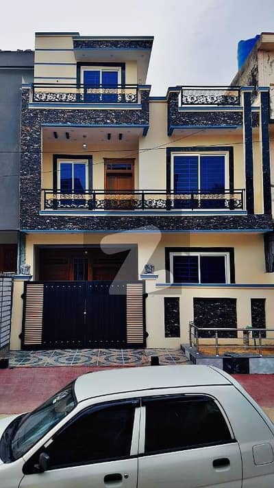 G-14/4 4 Marla (25 X 40) Brand New Modern Luxury House For Sale 4 Bedroom 4 Bathroom 2 TV Lounge 2 Kitchen 1 Store Room 1 Car Parking Water Supply And Water Bore Electricity Meter Installed