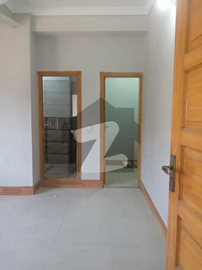Gate 1 B17 2 Bed Flat Available for Rent With Gas Facility