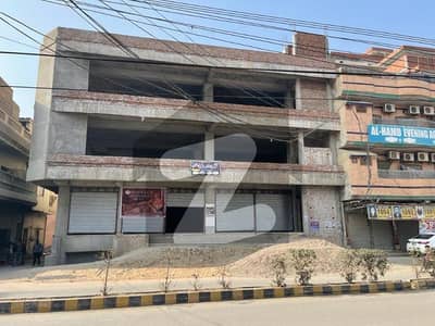 Beautiful Commercial Plaza For Rent In Dera Ghazi Khan