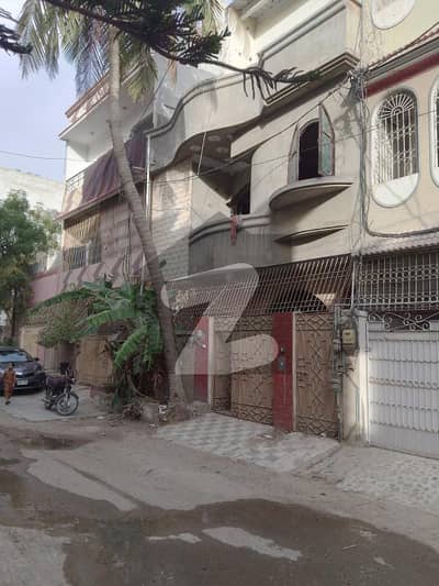 نارتھ کراچی کراچی میں 5 کمروں کا 5 مرلہ مکان 2.4 کروڑ میں برائے فروخت۔