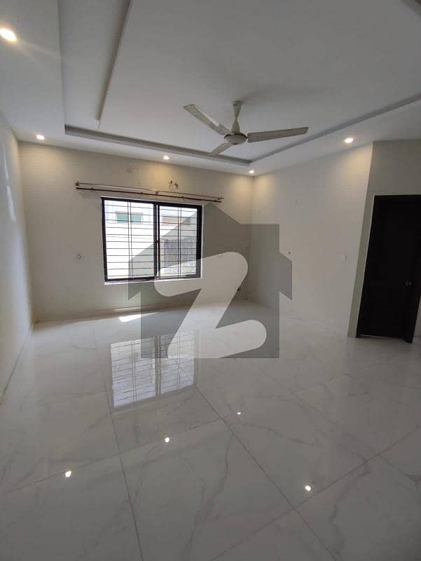 DHA Phase 3 Z-Block Brand New Condition Modern Design Luxury Beautiful Bungalow Available For Rent