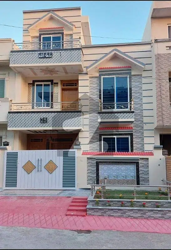 G13.4 MARLA 25X40 BRAND LUXURY SOLID HOUSE FOR SALE PRIME LOCATION G13 ISB