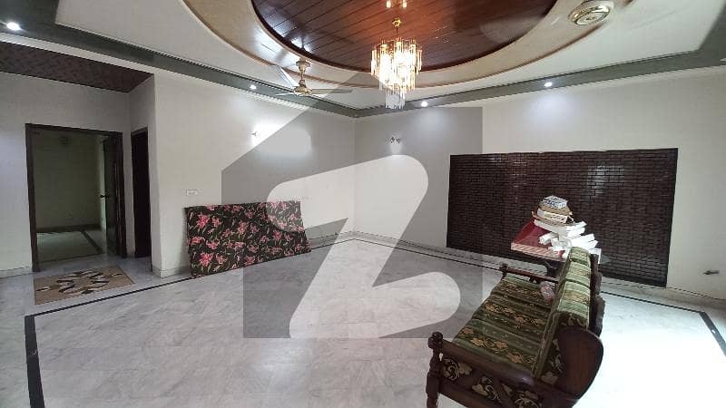 ائیر لائن ہاؤسنگ سوسائٹی لاہور میں 3 کمروں کا 1 کنال بالائی پورشن 75.0 ہزار میں کرایہ پر دستیاب ہے۔