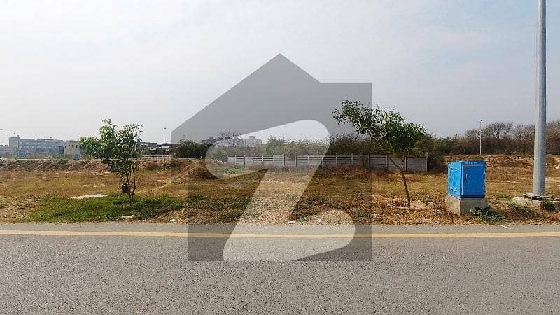 ڈی ایچ اے فیز 4 ۔ بلاک کے کے ڈی ایچ اے فیز 4,ڈیفنس (ڈی ایچ اے),لاہور میں 9 مرلہ رہائشی پلاٹ 2.45 کروڑ میں برائے فروخت۔