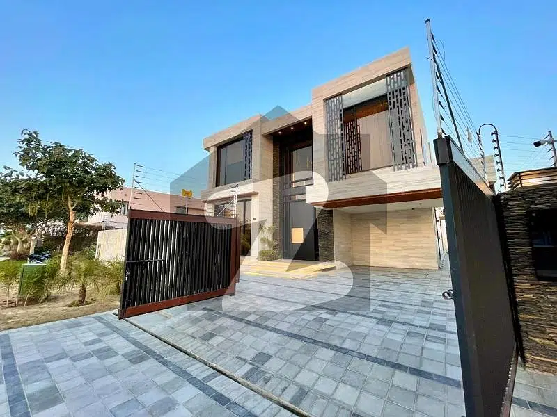 10 MARLA MODERN DESIGN HOUSE FOR SALE IN DHA PHASE 5