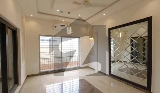 DHA Phase 7 - Block Y House Sized 1 Kanal For Rent