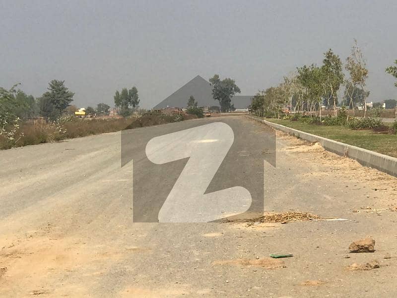 1 Kanal Residential Plot For Sale At LDA City Phase 1 Block E : Prime Location
