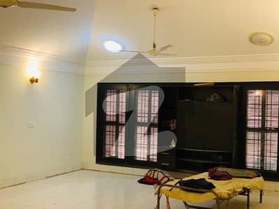 500 Yards Bungalow For Rent Near Mubark Masjid At Most Prime Location