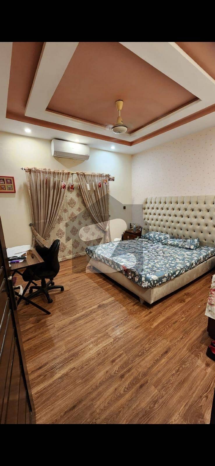لیک سٹی ۔ سیکٹر ایم ۔ 1 لیک سٹی,رائیونڈ روڈ,لاہور میں 4 کمروں کا 10 مرلہ مکان 4.0 کروڑ میں برائے فروخت۔