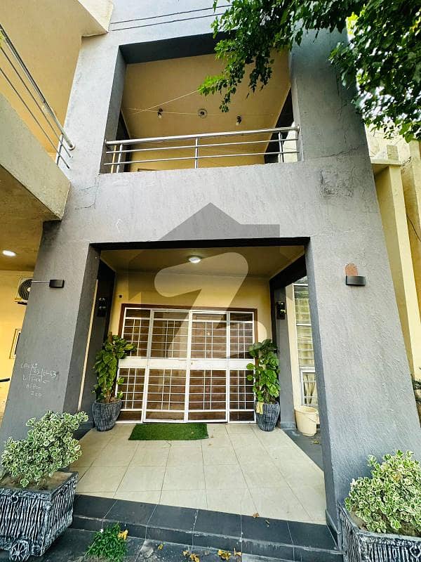 House For Sale In Bahria Town Phase 8 - Safari Homes Rawalpindi