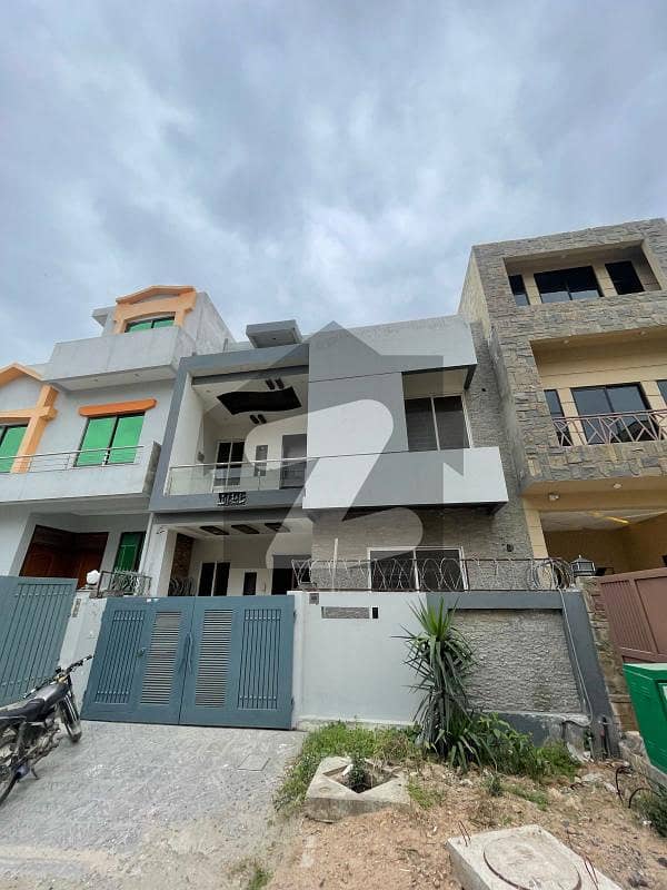 4 Marla Brand New Beautiful House Available for Rent in D-12