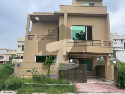 House For Sale In Bahria Town Phase 8 -Umer Block Rawalpindi