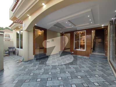 House For Sale In Bahria Town Phase 8 - Usman Block Rawalpindi