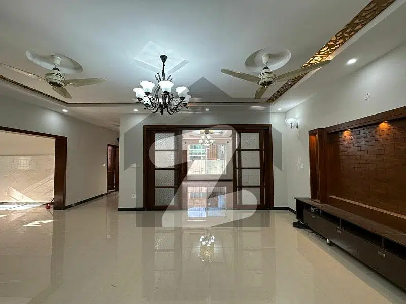 50x90 Upper Portion For Rent With 4 Bedrooms In G-13 Islamabad All facilities available