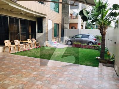 1 Kanal Double Storey Double Gate Separate Unit House For Sale in Block P Ext Model Town Lahore