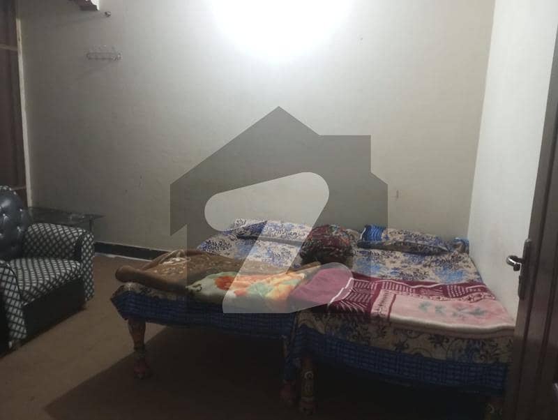 زکریا ٹاؤن ملتان میں 4 کمروں کا 5 مرلہ مکان 1.1 کروڑ میں برائے فروخت۔