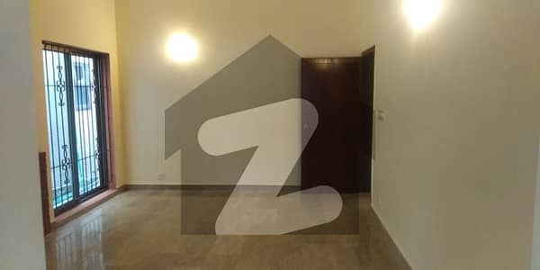 1 Kanal Lower Portion Available For Rent In Dha Phase 1 Block N Near H Block Market